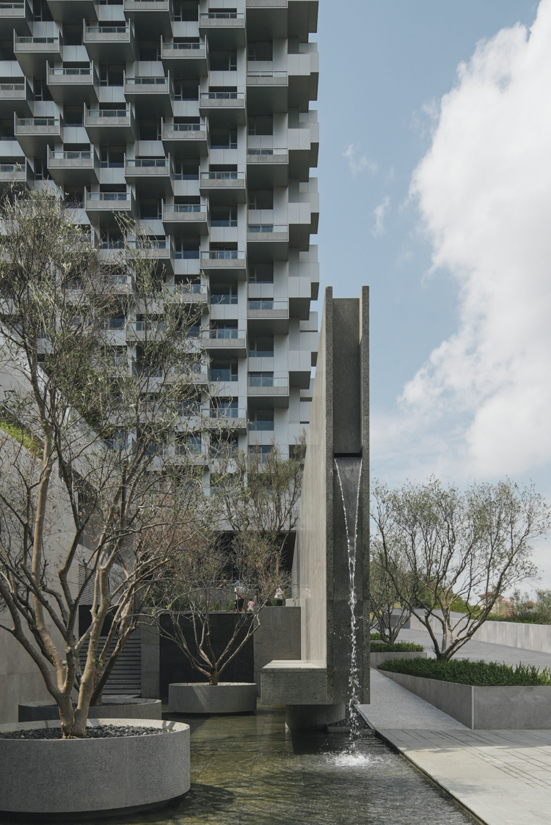 山岚褶皱处的寂静生长|阿那亚三亚景观秘境诗学-7