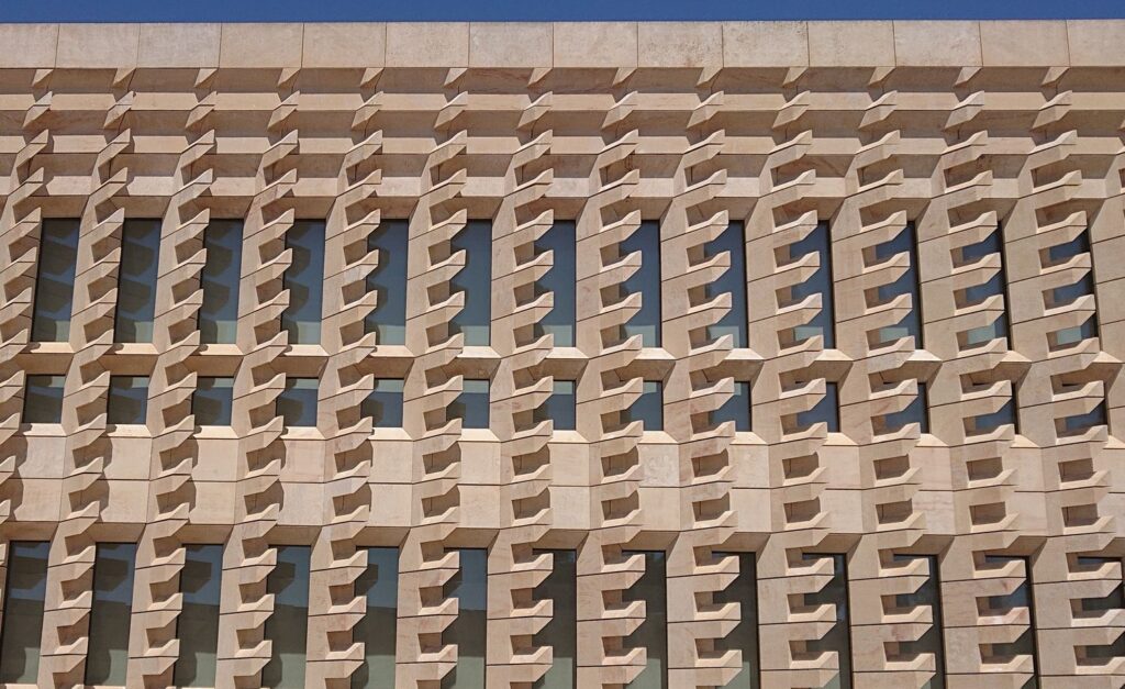 马耳他瓦莱塔城市更新项目（含城门,议会大楼,露天剧院）丨瑞士瓦莱丨以意大利建筑师伦佐·皮亚诺为首的团队-46