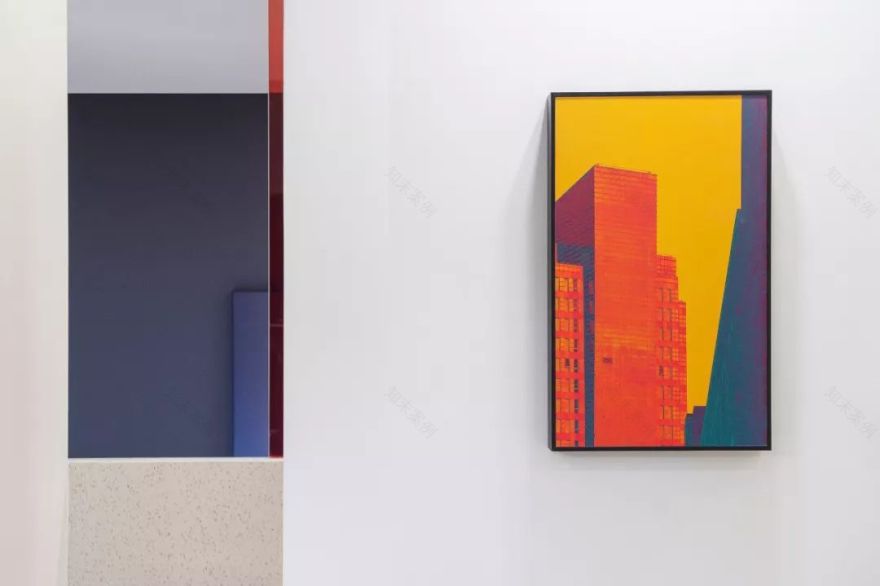 135m²怪异阁楼,创意爆改为艺术画廊式舒适三层!-23