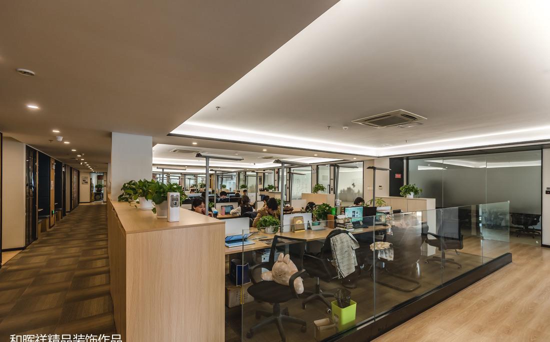 极简主义办公室设计，温馨如家-9