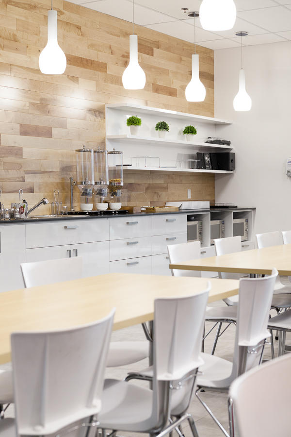 Crakmedia 办公室 | 工业风与家庭氛围的完美结合-5