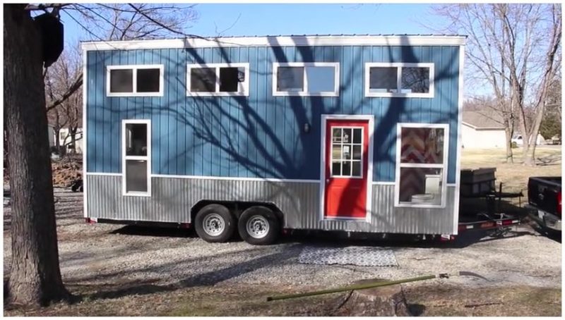 Blue Vinyl Tiny Trailer House Has All Comfort - Small House Decor-2