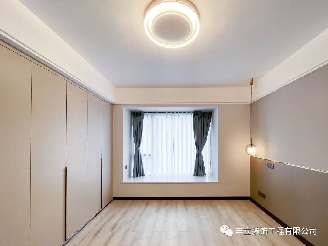 130㎡现代简约三口之家-44