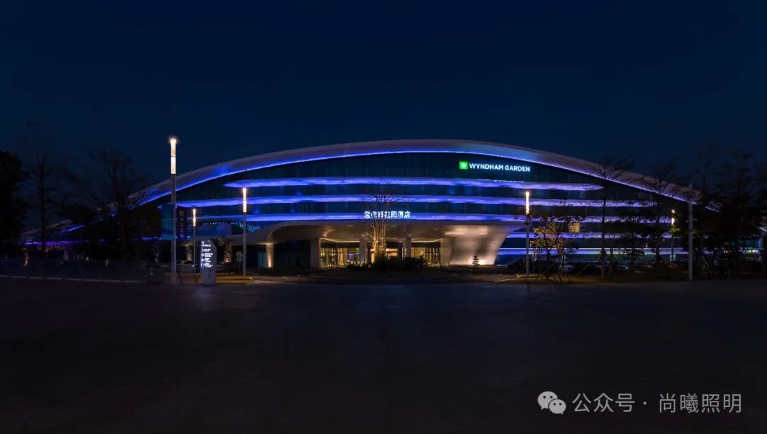 宾至如归的闲适之光 | 晋江温德姆花园酒店室内灯光设计-11