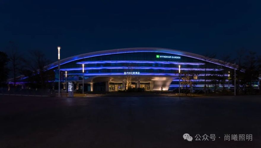 宾至如归的闲适之光 | 晋江温德姆花园酒店室内灯光设计-11