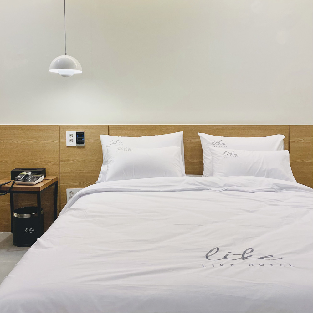 简约设计打造温馨酒店空间-8