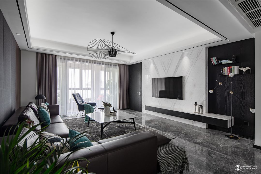 简约黑白灰,现代主义情怀的南北通透之家-31