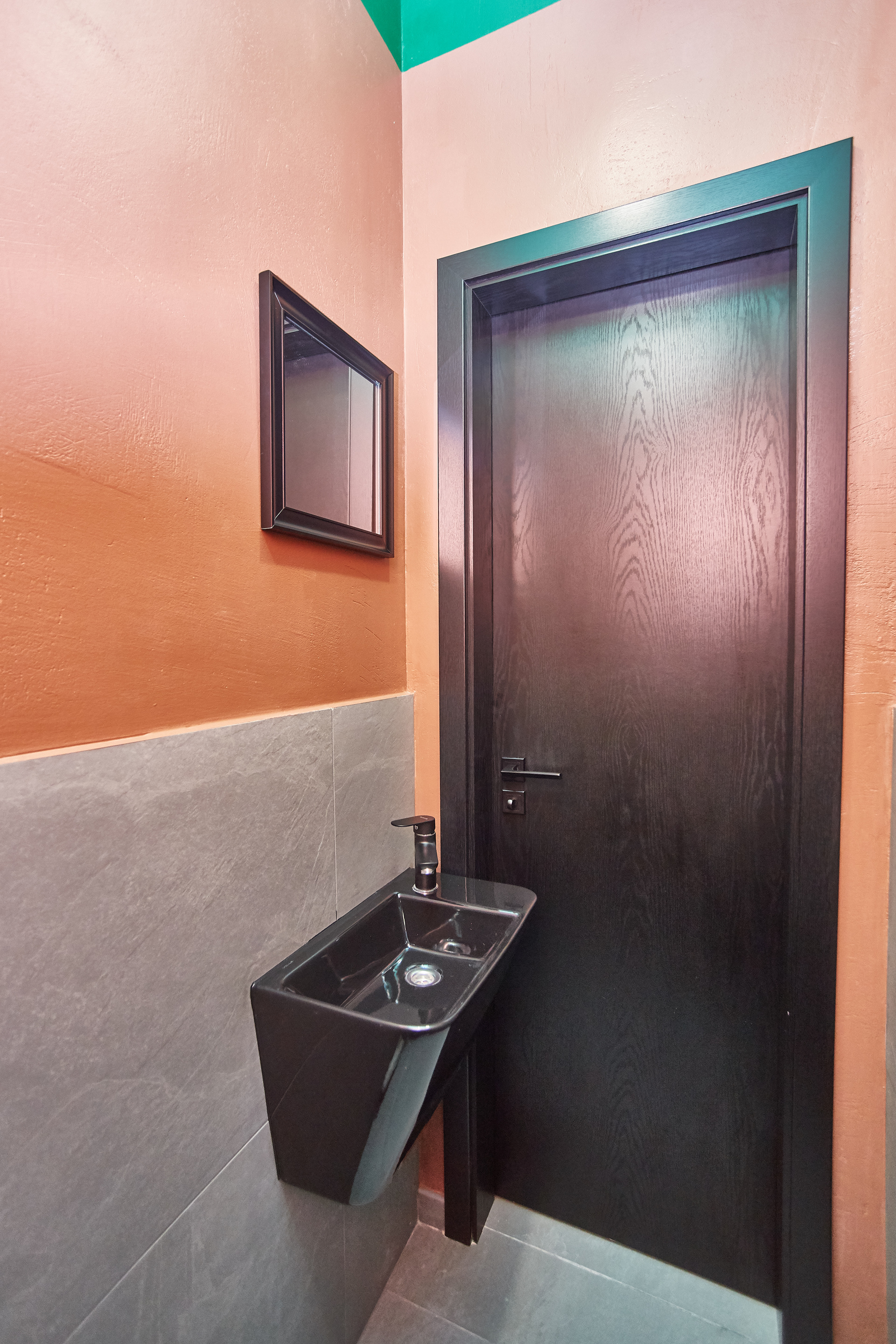 OFFICE: 40 sq.m (Real)-7