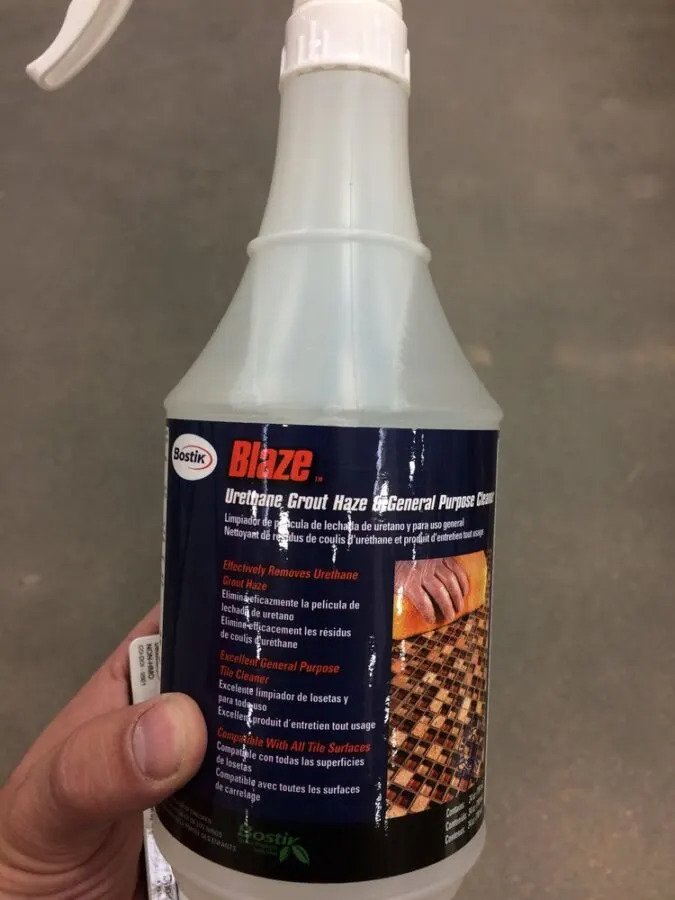 地下室空间翻新打造经济型新卫生间-16