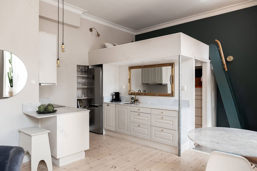 "斯德哥尔摩 42㎡小公寓,超高层高搭配复古风设计"-12