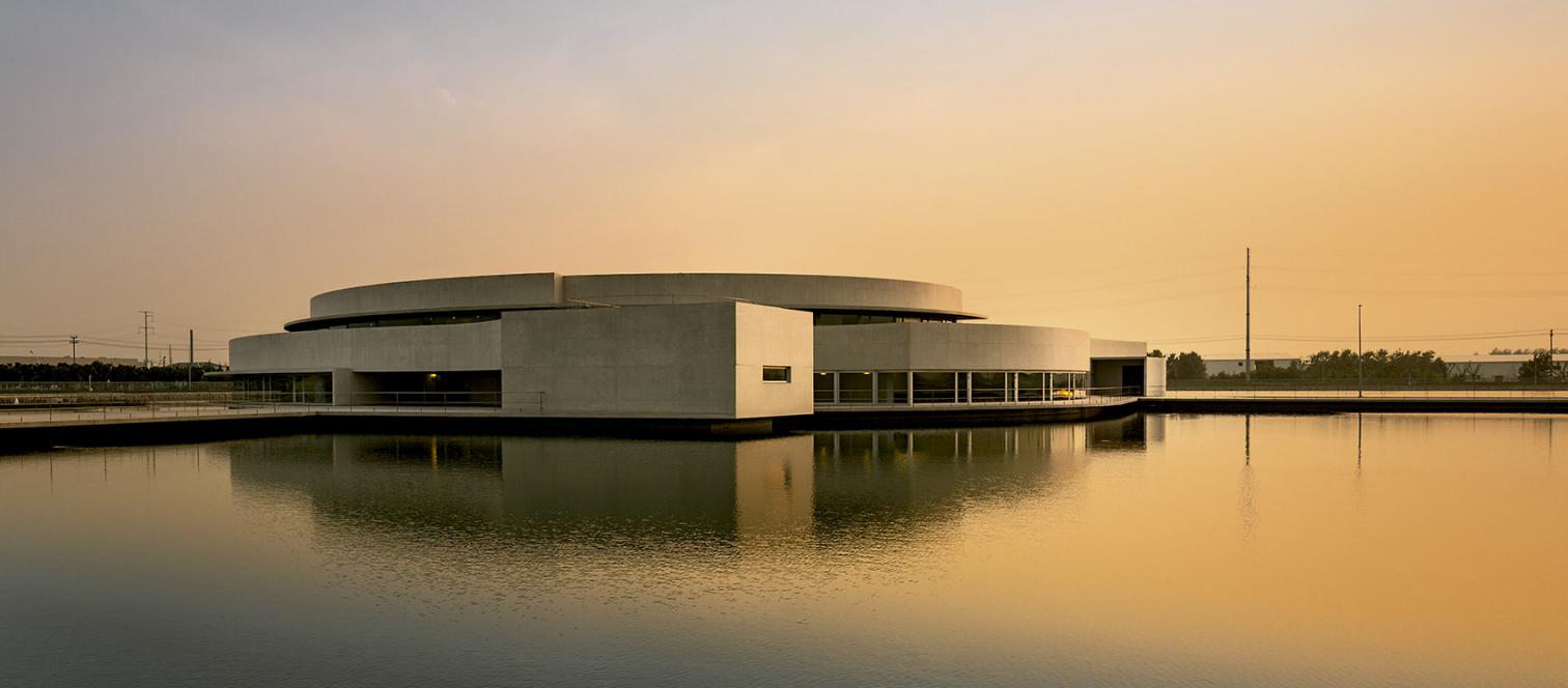 江苏淮安化工公司办公室-- 水畔龙盘的设计魅力-8