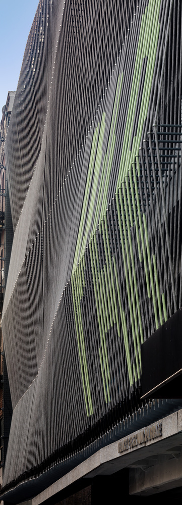 曼哈顿下东区 40 年停车场翻新成现代艺术空间-37