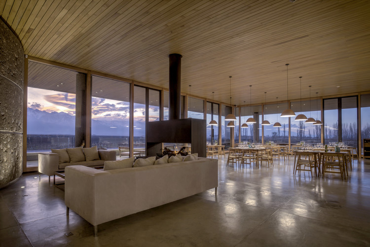 安第斯山脉下的葡萄酒奇迹-12