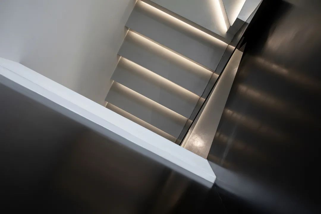 苏州湾天铂 180㎡复式叠墅，极简主义风格打造无界生活-21