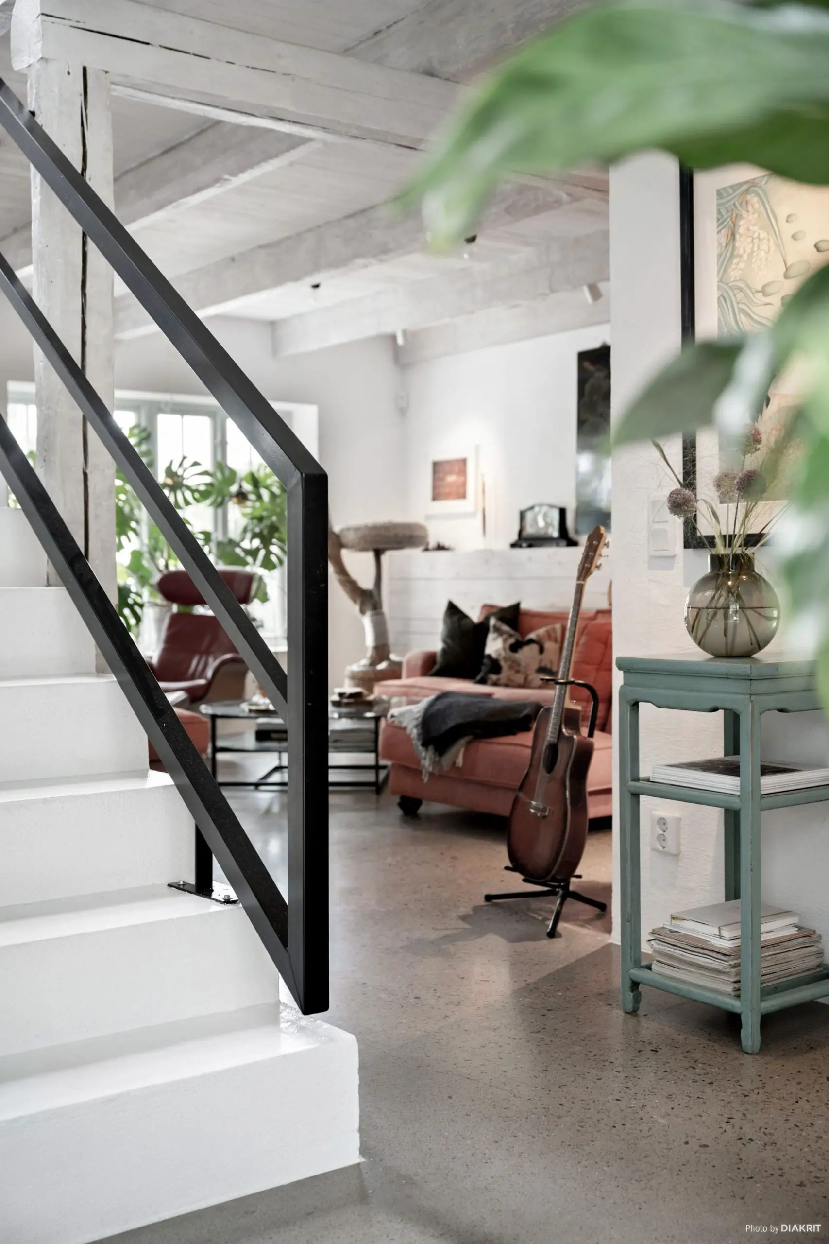 瑞典 19 世纪马厩改造的时尚民宿-5