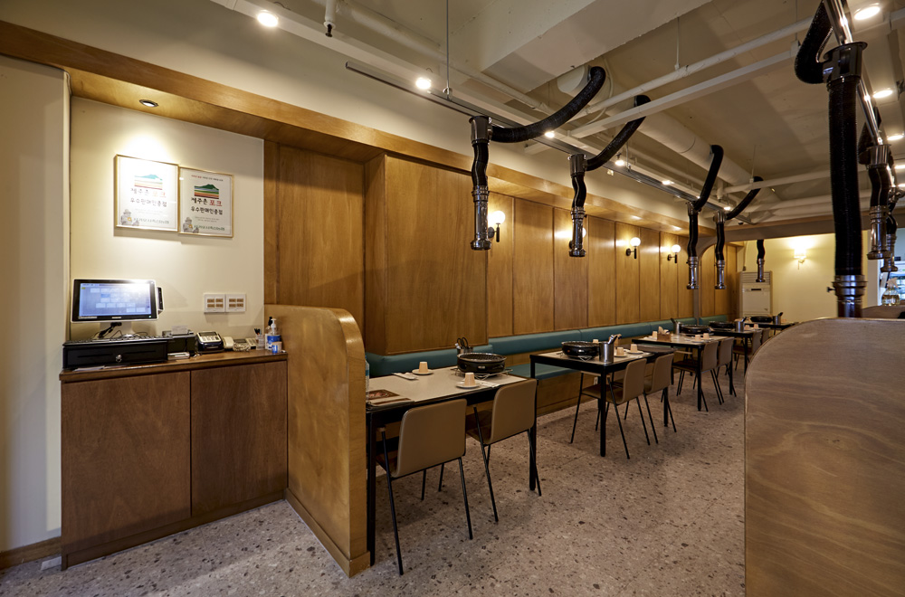 高级实木家具打造出的纯净空间 | 某项目-7