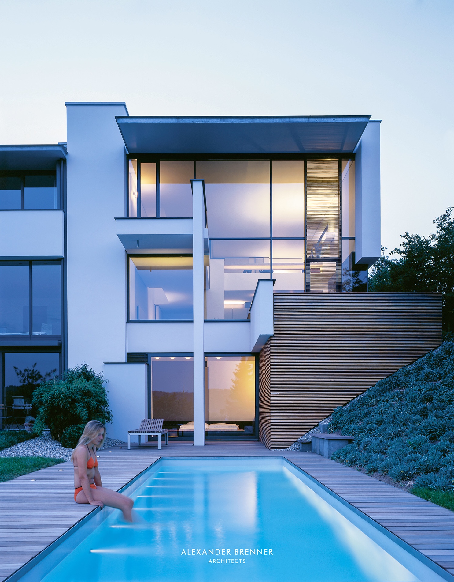 House Miki 1 Alexander Brenner Architects-16