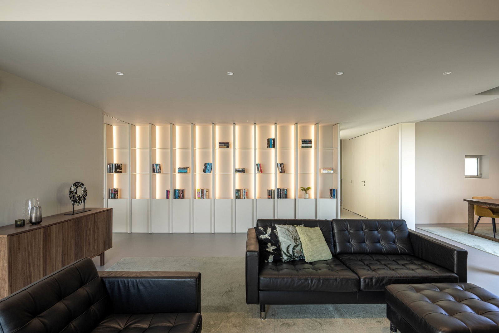 带泳池的白色住宅丨葡萄牙丨dp arquitectos-26