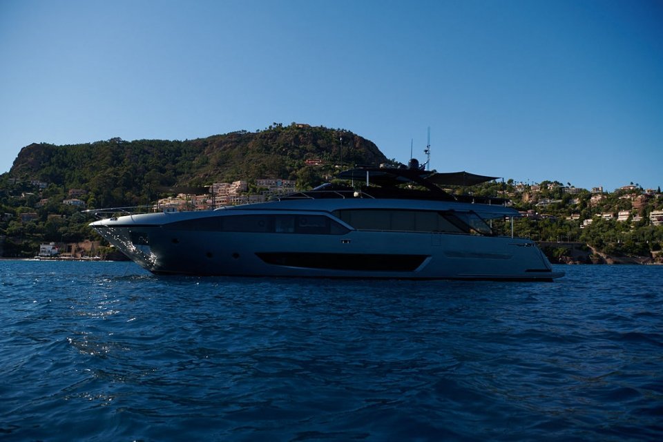 游艇室内及外观设计项目丨Excellent Wonen & Leven | Kabaz-2