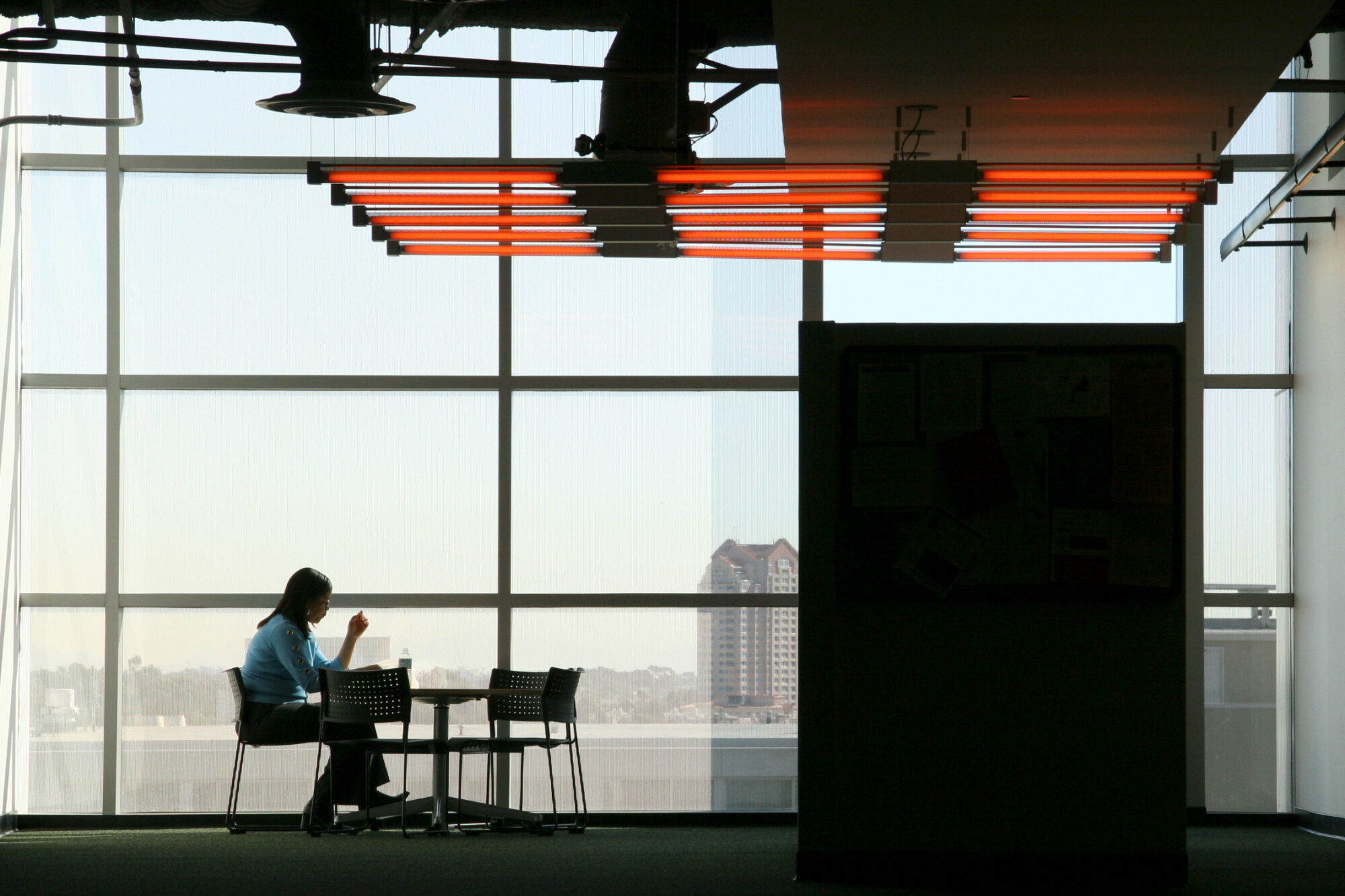 加州大学圣地亚哥分校电信和信息技术研究所 -1