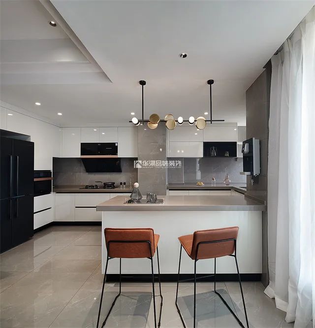 拂晓 · 福州现代简约四室两厅家居设计丨中国福州丨华浔品味装饰-32