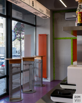 Chiho拉面店室内设计丨RIM.VIII建筑工作室,成员含Grigory Zaslavsky等