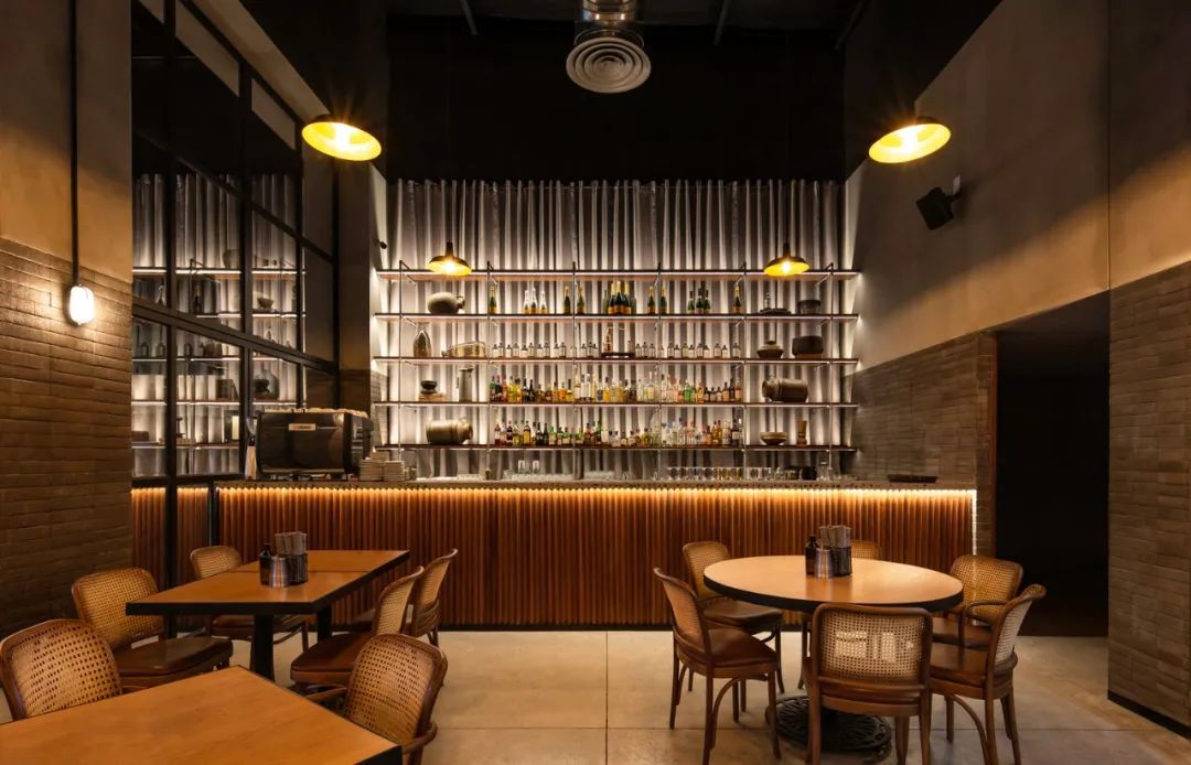 餐饮空间再利用 | 旧仓库变身高颜值餐厅-33