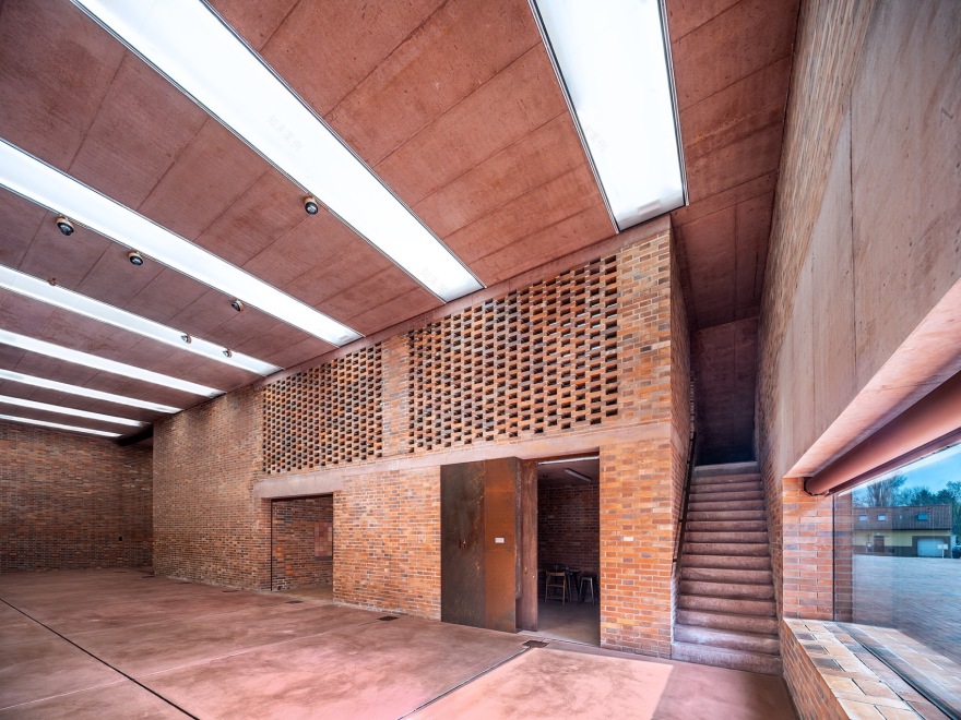 帕尔杜比采自动磨坊公共空间丨捷克帕尔杜比采丨Šépka architekti-64