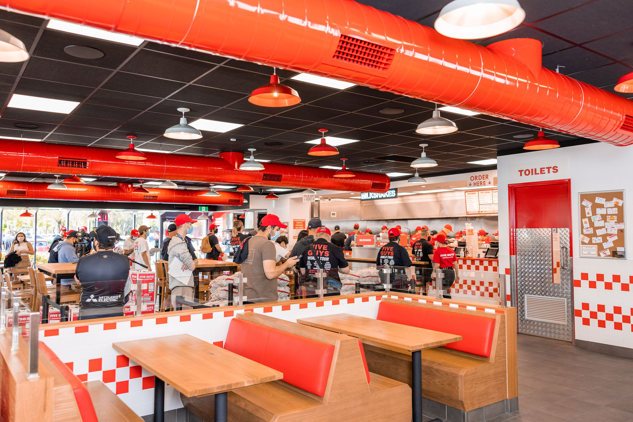 Five Guys· Penrith 快餐店设计丨澳大利亚新南威尔士丨Design Partnership Australia-58