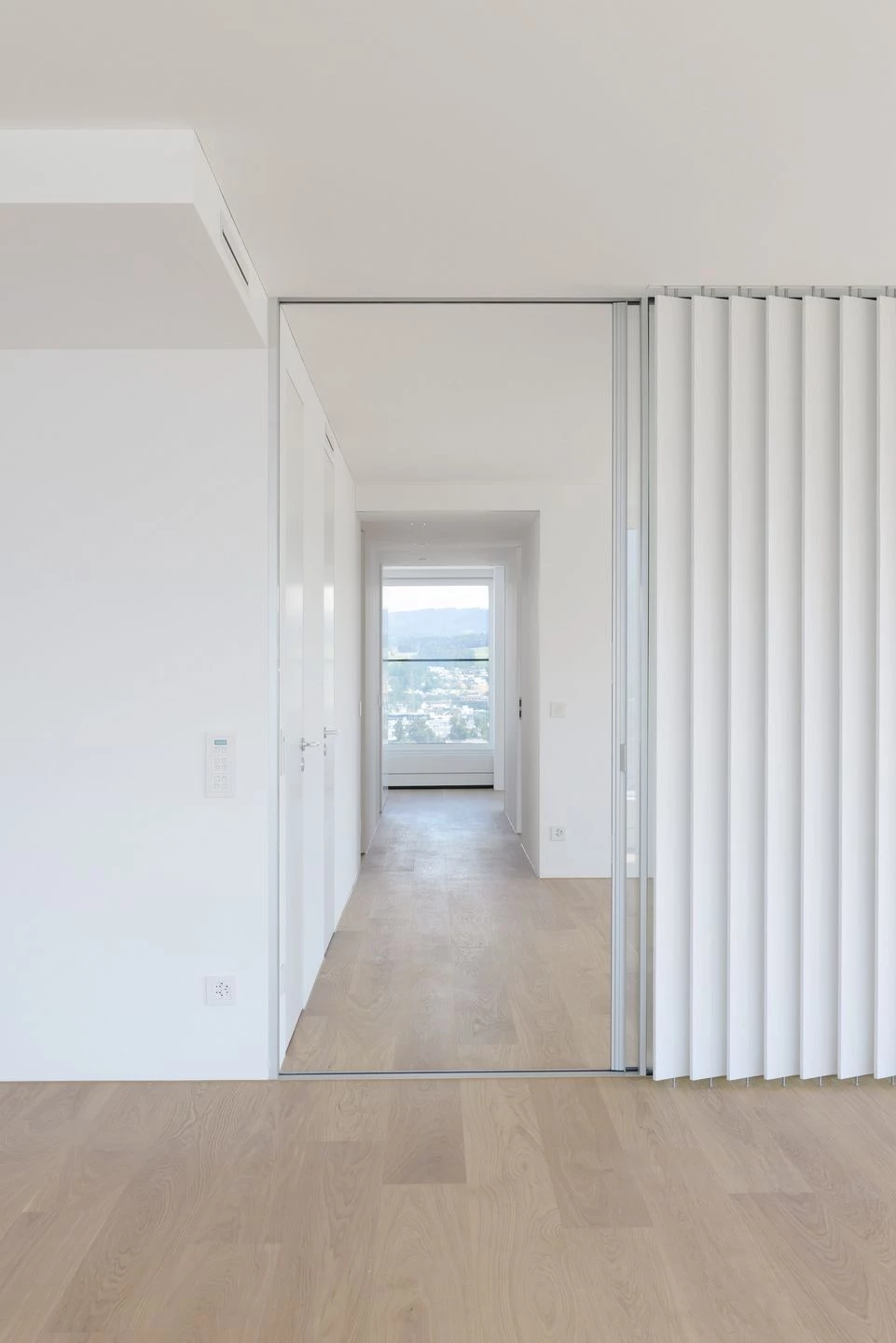 苏黎世住宅楼的开放式公寓设计-15