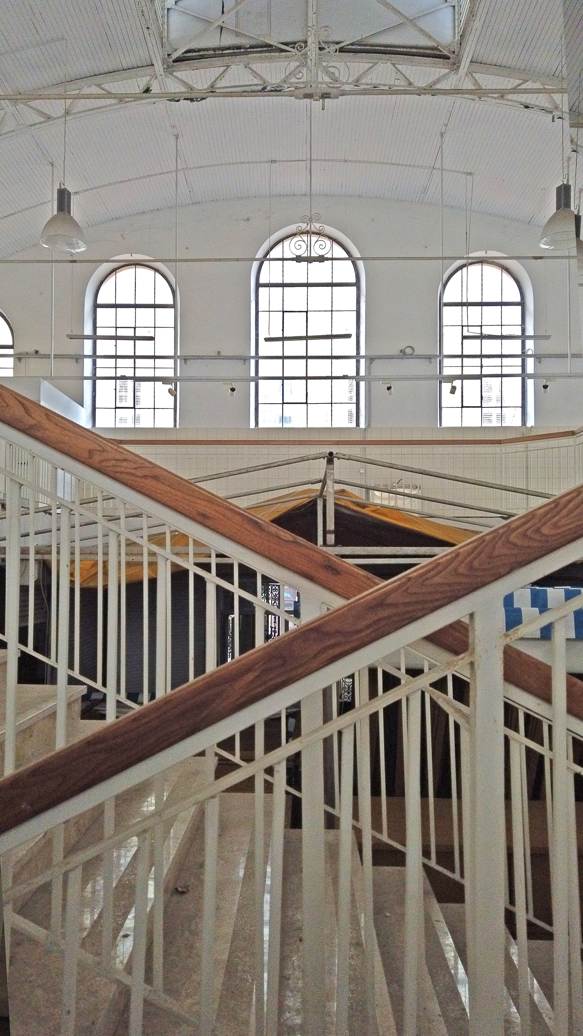 里耶卡25号警笛汤（注：由于SIREN SOUP不太明确确切含义，警笛汤可能不太符合实际情况，这里是按字面进行翻译，若有更多背景信息可使翻译更准确） 丨Mo Abdelbary等11人组成的SSS Crew-83