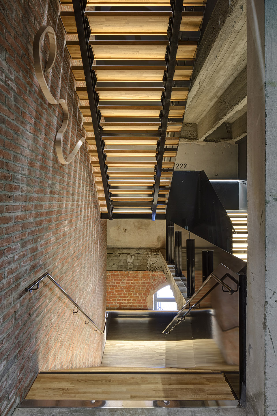 Kalevan Navetta文化艺术中心，芬兰 / Hirvilammi Architects-30