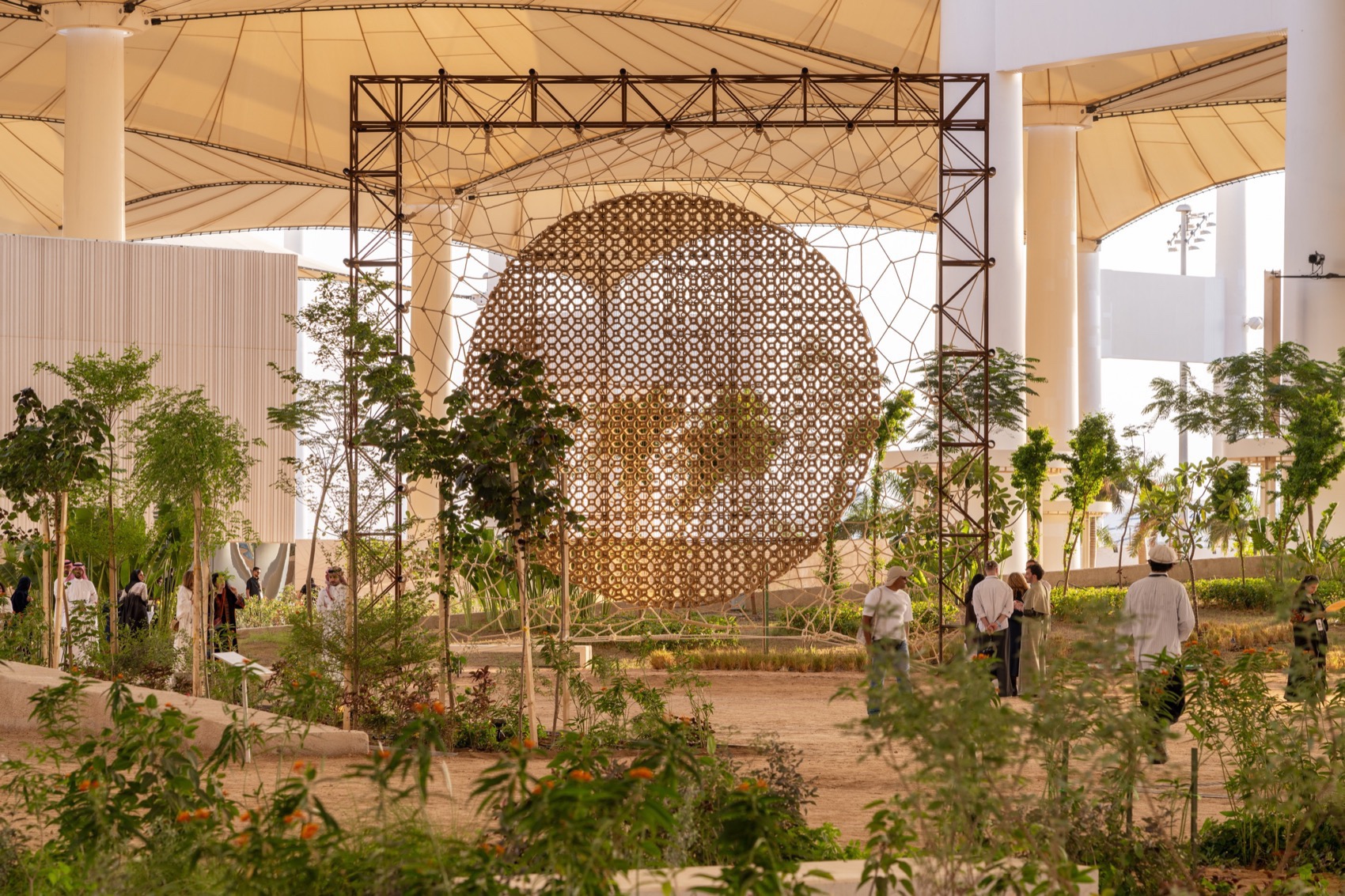 2025伊斯兰艺术双年展“其间的一切”丨沙特阿拉伯吉达丨国际知名建筑事务所OMA-13