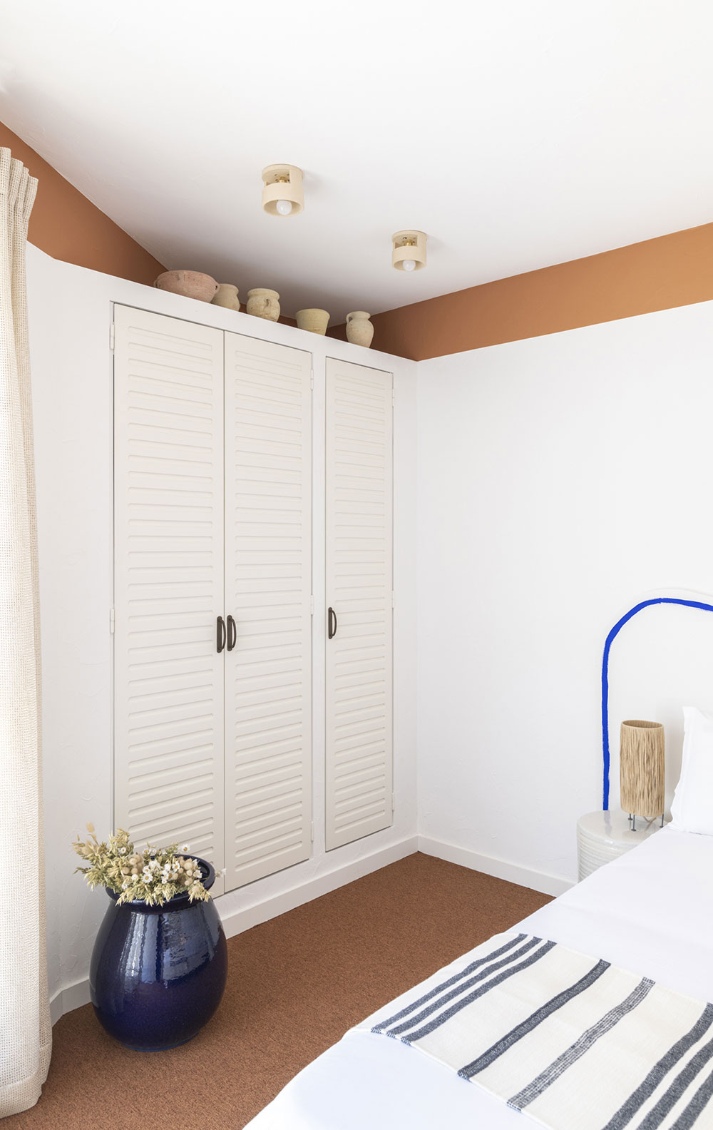 南法海岸的明亮度假酒店设计-13