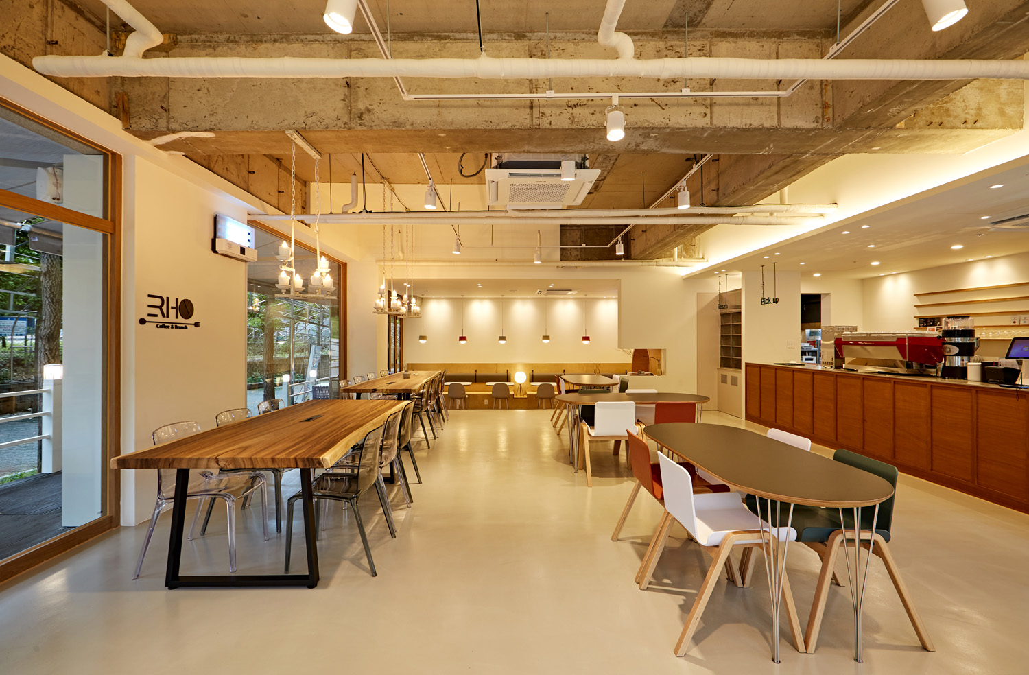 现代简约风白&木 44 平咖啡厅设计-3