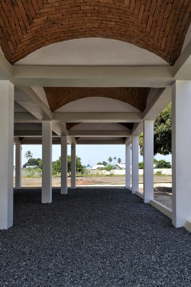 Tanzanian 幼儿园及小学建筑丨坦桑尼亚丨APC-23