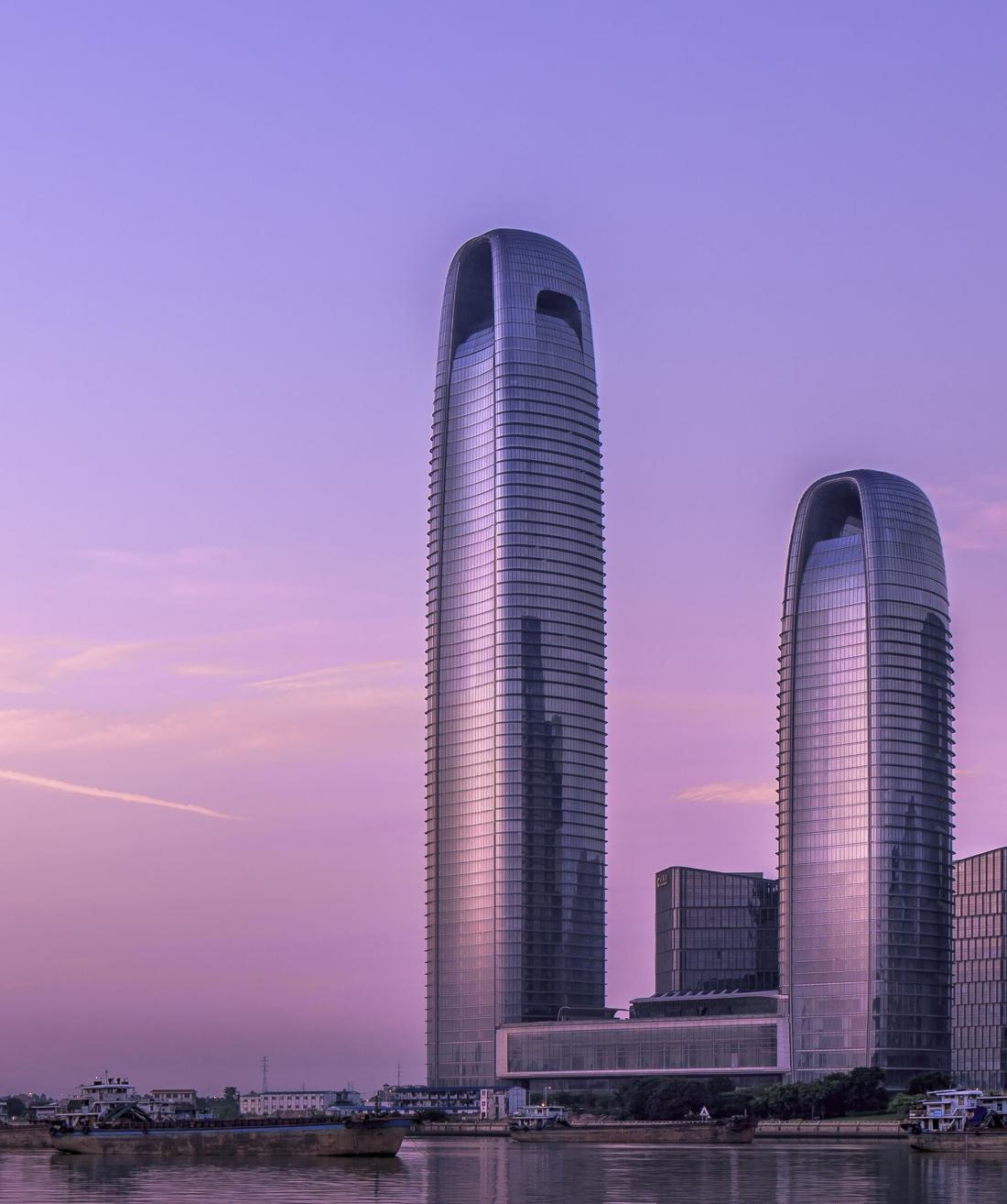 广州某企业总部办公空间丨中国广州丨广州市美林文化传播有限公司-1