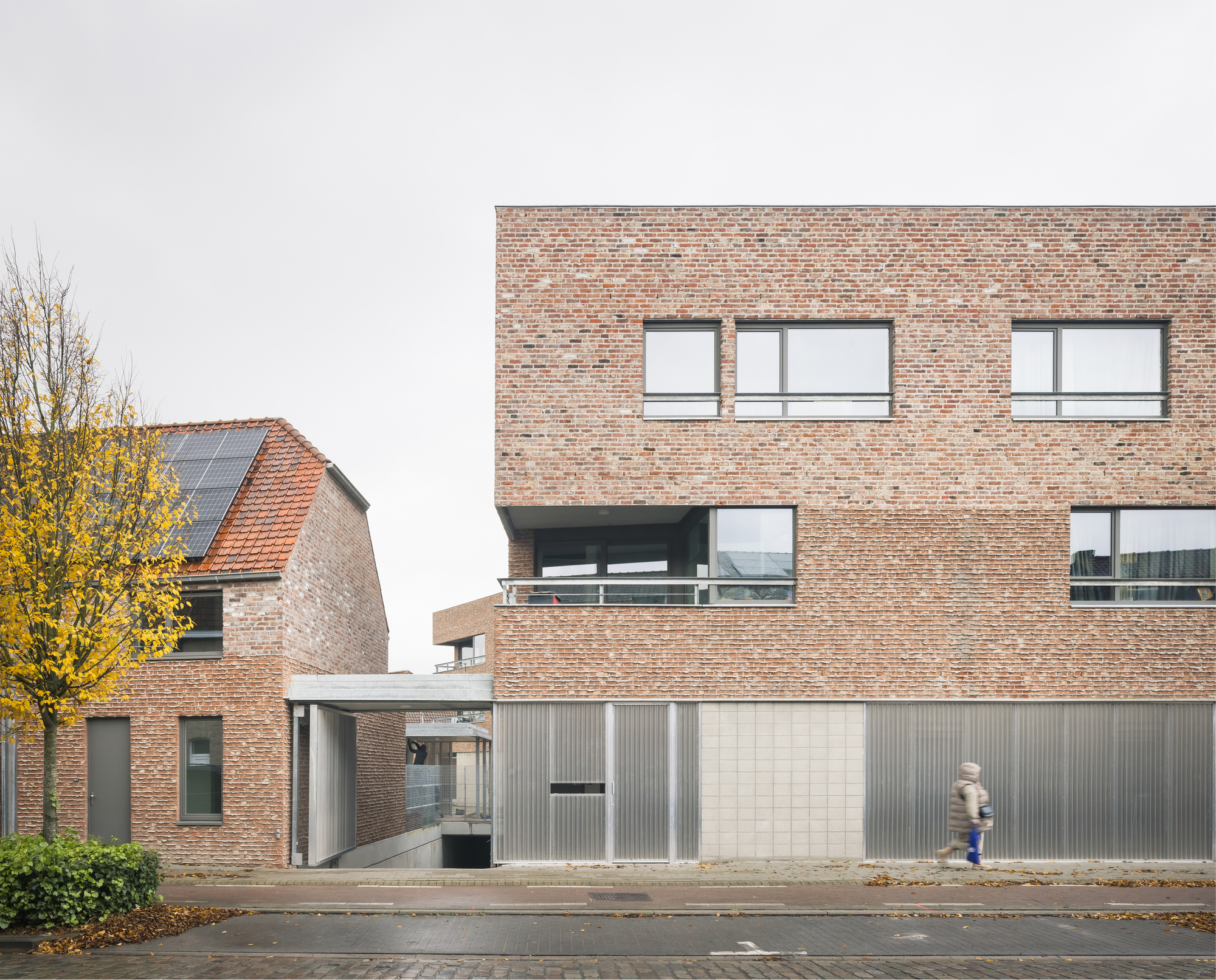 Urban Infill Project for Social Housing / MAKER architecten-32