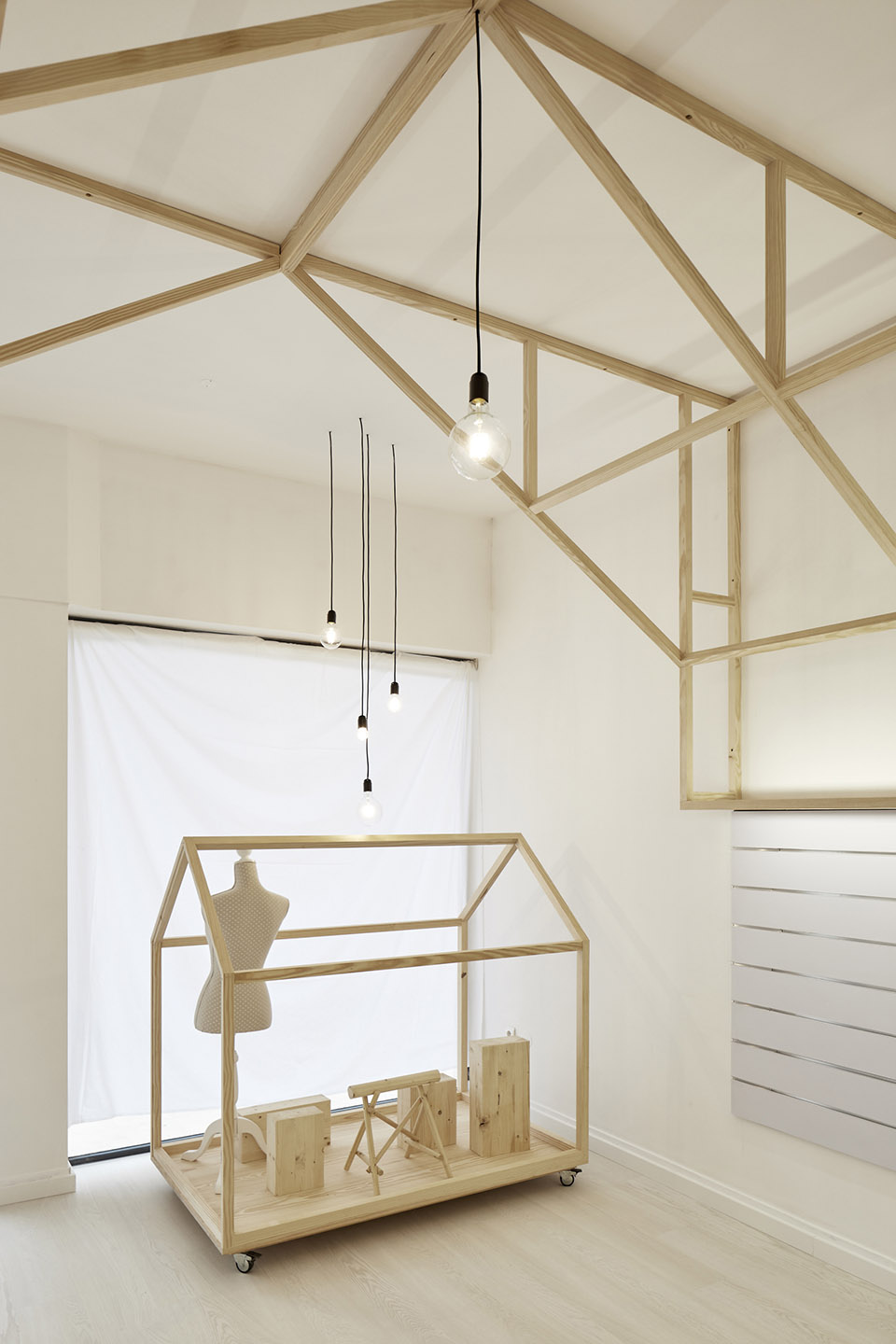 商业空间设计，葡萄牙 / Bruno Lucas Dias-13