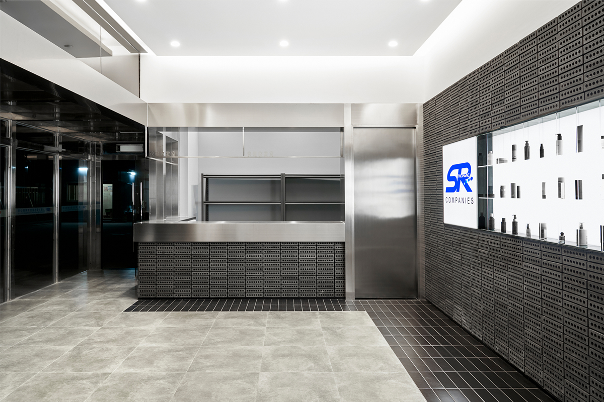 SR 总部办公室设计丨中国上海丨Pronounced Design-10