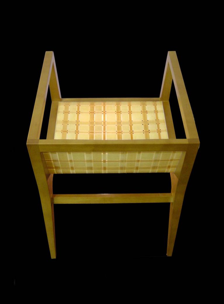 可调节多功能智能椅（注：如果FIT有特定含义，需结合实际背景准确翻译，假设这里指FIT（Functional, Intelligent, and Tunable），若信息不符，在此处翻译准确性仅供参考） 丨岩本 勝也（Katsuya Iwamoto）-13