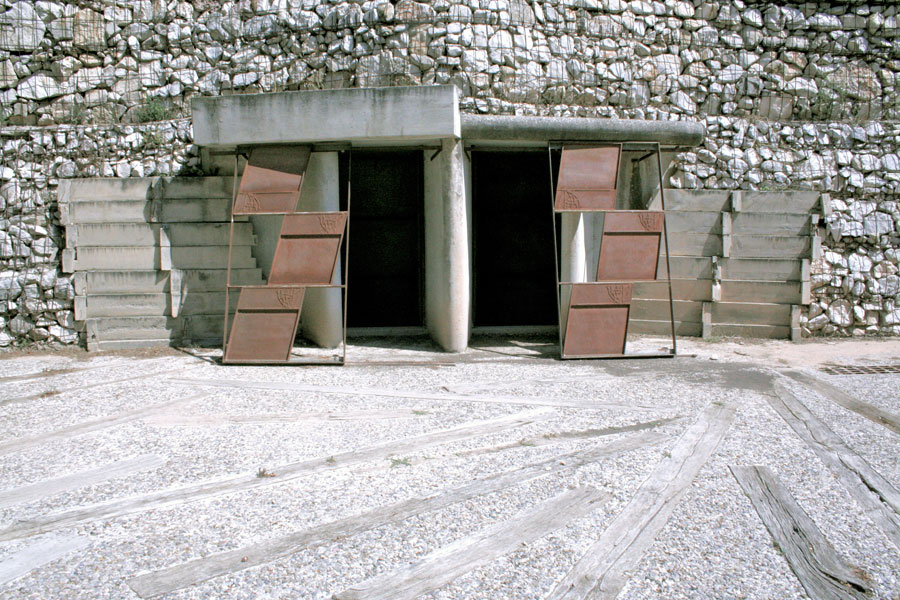 伊瓜拉达墓园-1