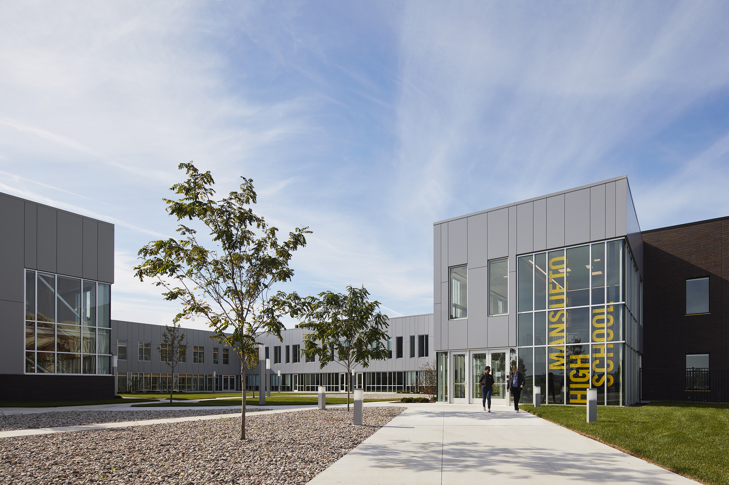 美国曼苏托高中-8