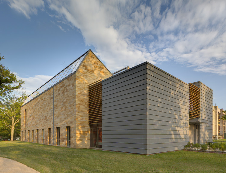 Gund Gallery at Kenyon College GUND Partnership-6