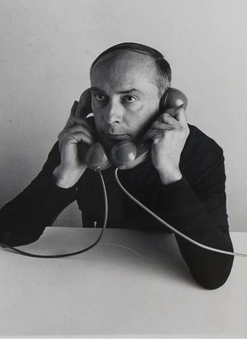 普鲁斯特启示下的 Vincenzo Agnetti 艺术创作-0