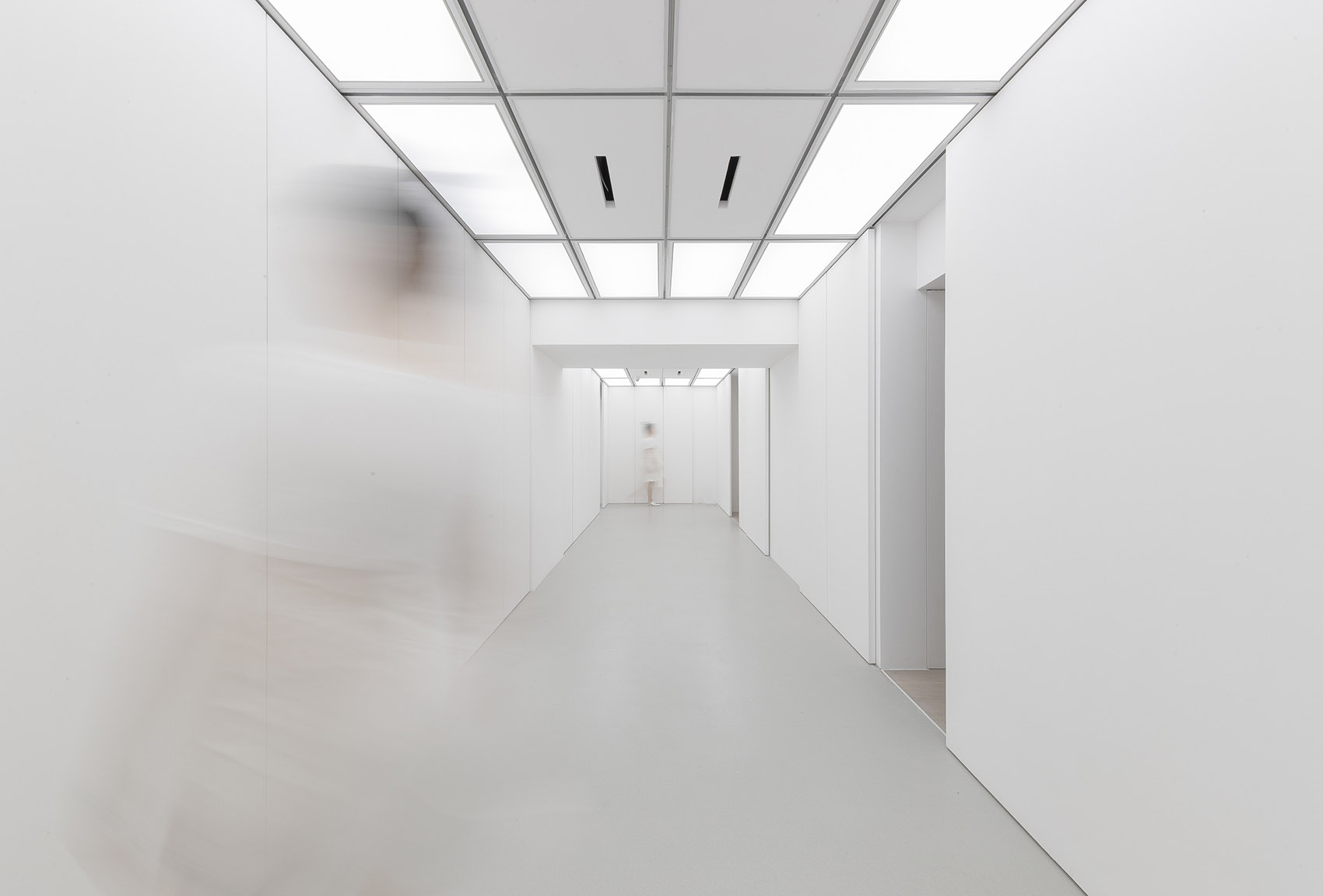 上海FIUFIU画廊 / 万社设计咨询(深圳)有限公司-56