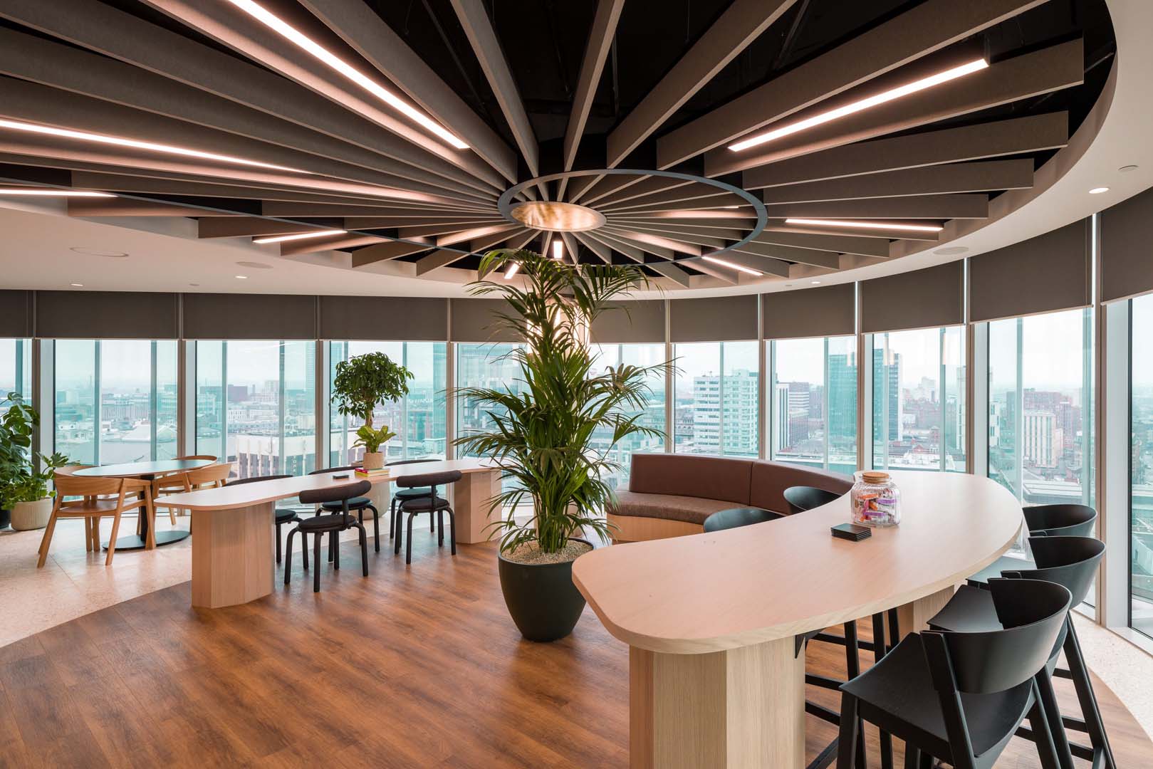 丨英国曼彻斯特丨SpaceInvader-9