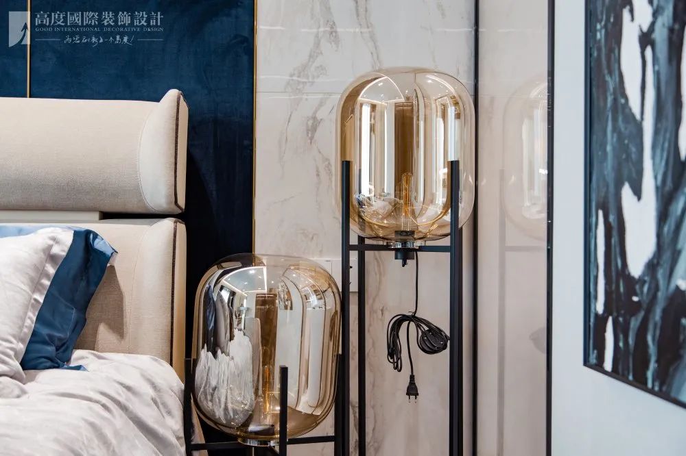 现代轻奢，优雅蓝色家居典范-47