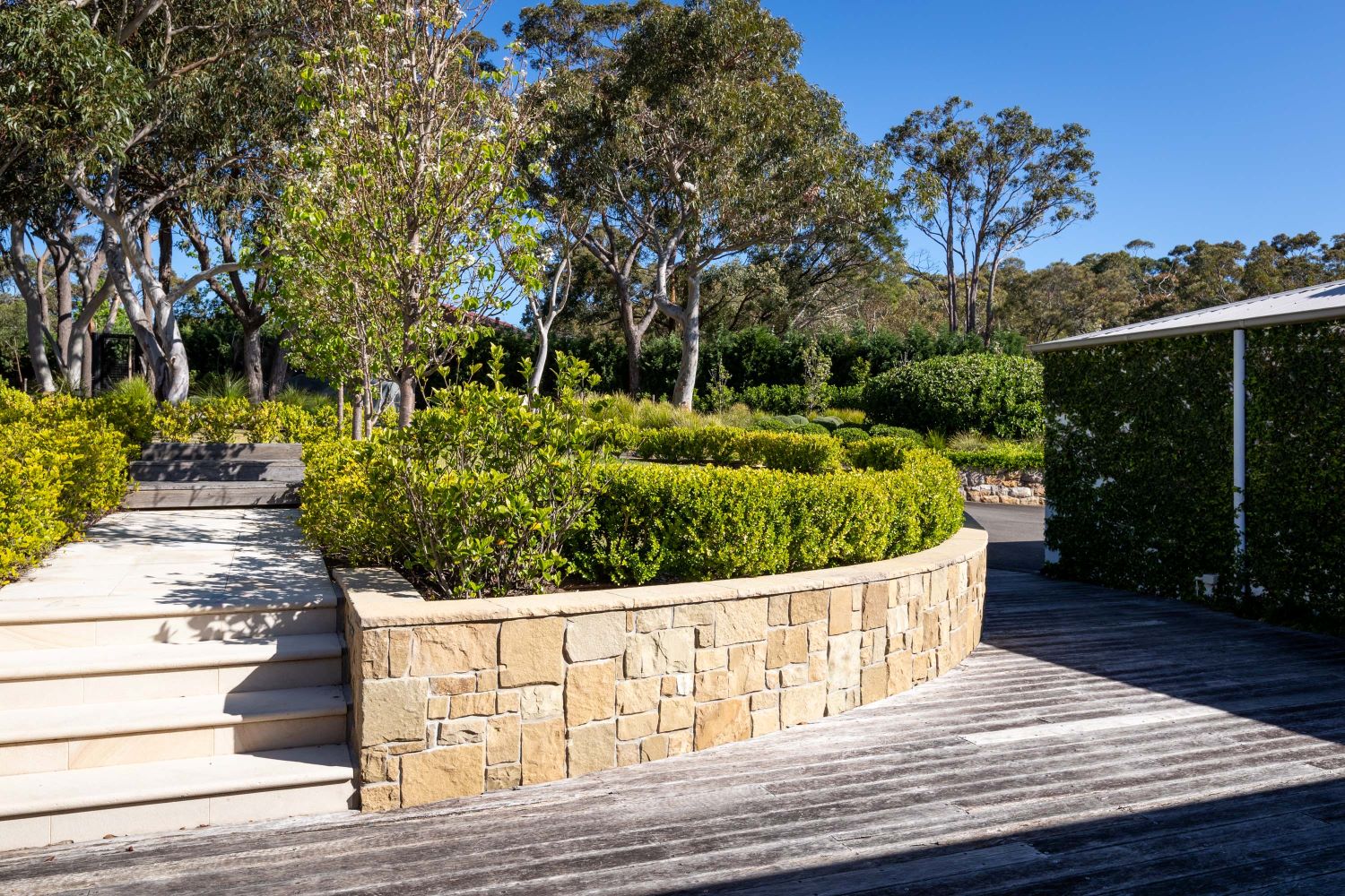 Luxury Landscape Design Sydney Custom Homes Sydney-16