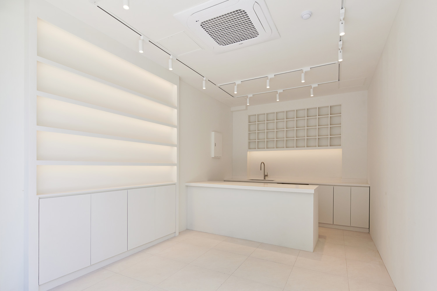 简约风格 8 坪咖啡厅，打造温馨小空间-4